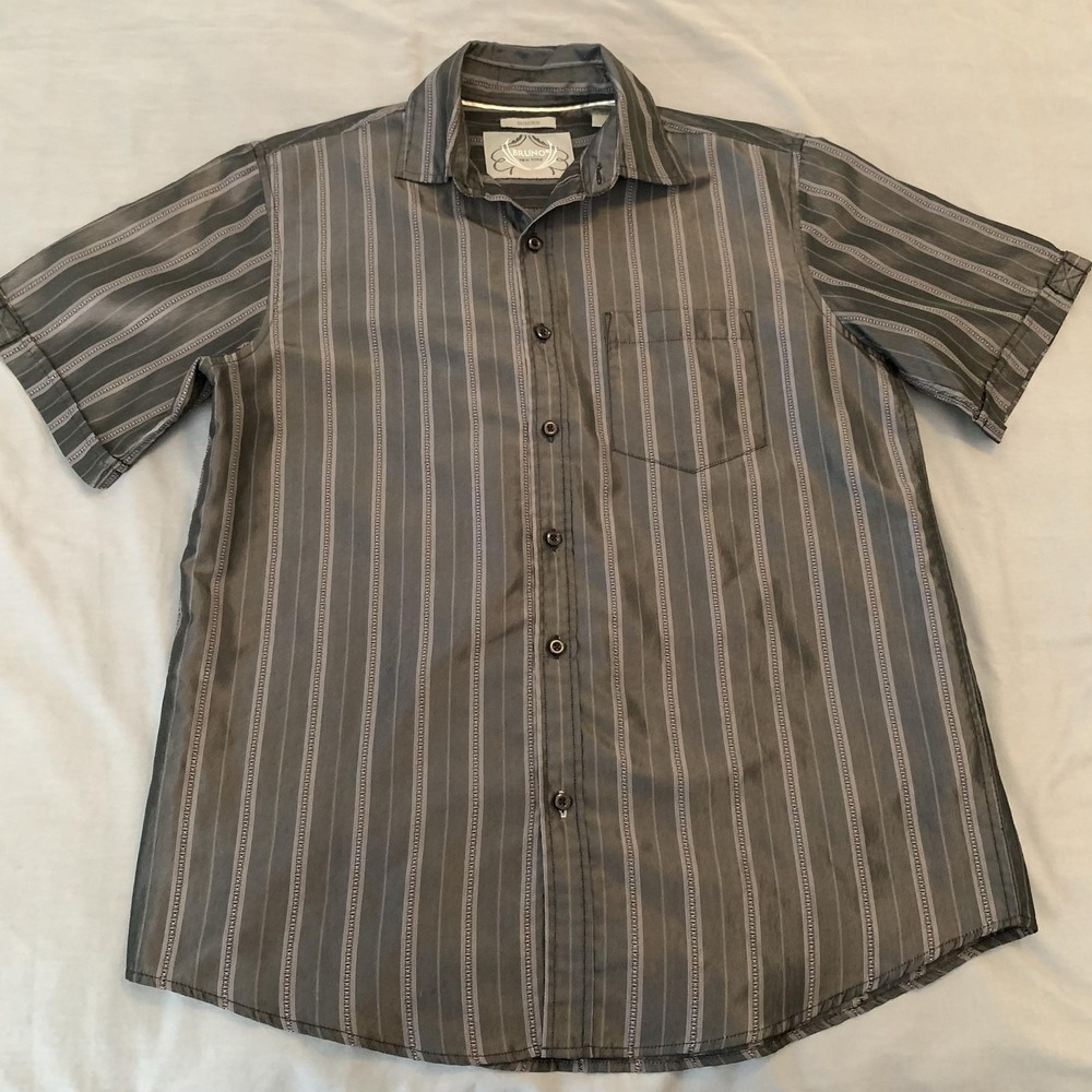 Bruno New York Shirt Mens Medium Gray Stripe Short Sleeve Button Front Casual